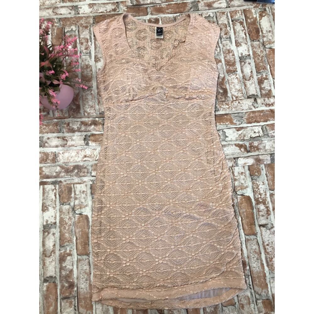 Windsor Baby Pink Romantic Sheer Floral Lace Slip Bodycon Padded Dress Size L